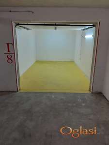 GARAŽA U BLIZINI JEVREJSKE ULICE 100 EVRA